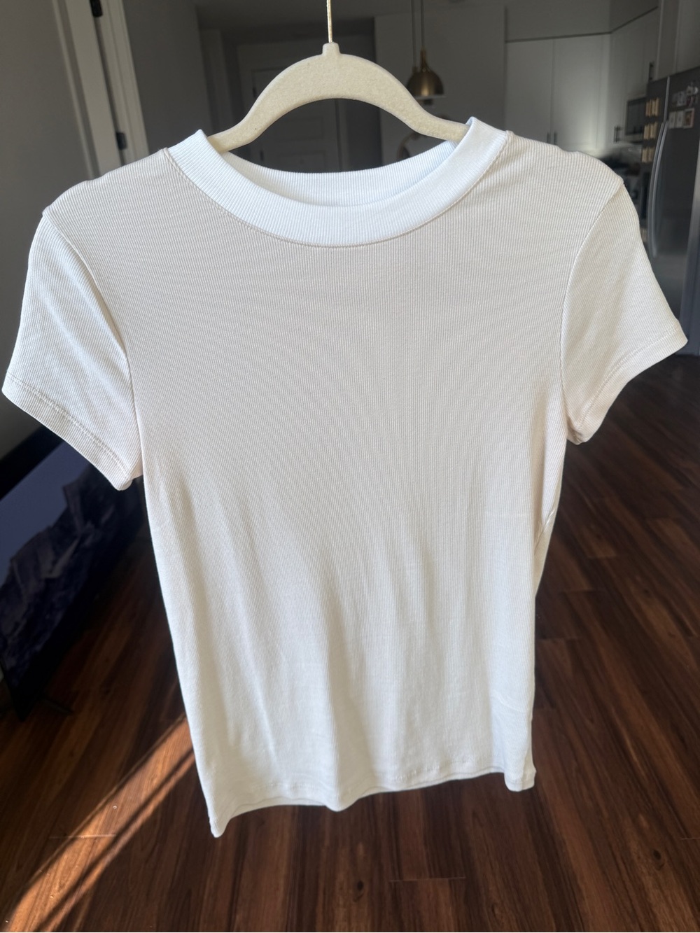 Classic Cream Women's Short-Sleeve Tee